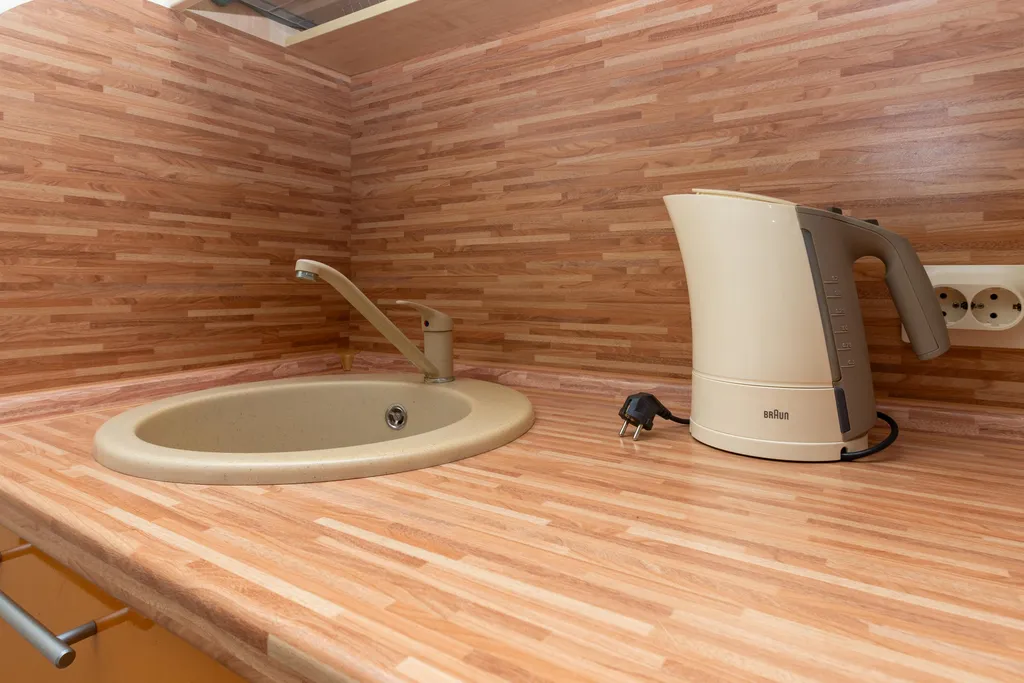 Квартира Улучшенная студия — Тюмень