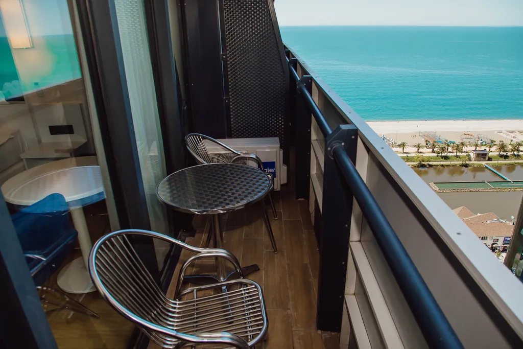 Апартамент с видом на море первая линия