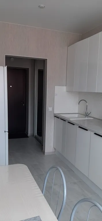 Отдых на берегу Балтийского моря на пляже с синим флагом