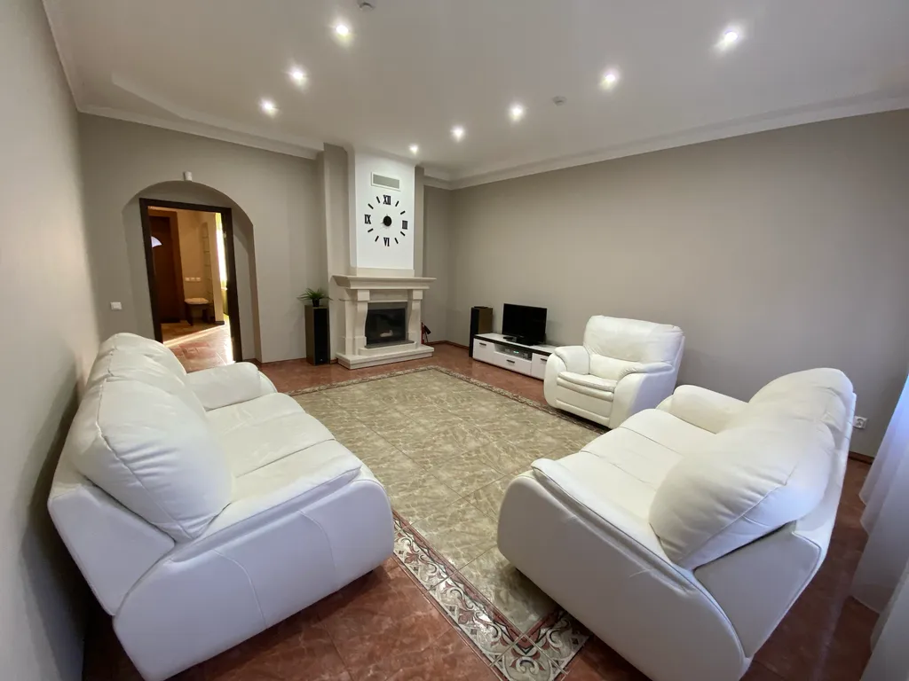 Коттедж 6-комнатный Дом — аренда посуточно в Калининград