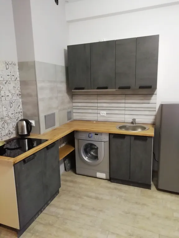 Уютная студия на Плотинной