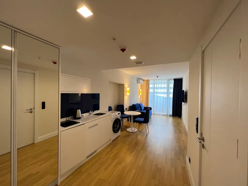 Orbi city 560, 5 этаж