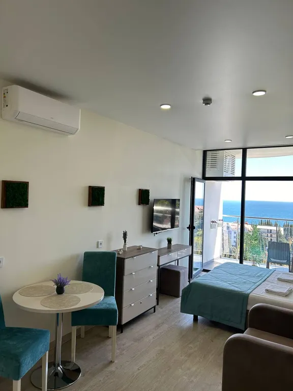 Апартамент с видом на море