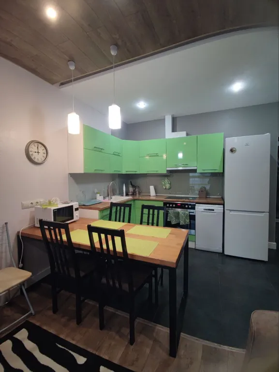 Большие апартаменты у озера Еловое