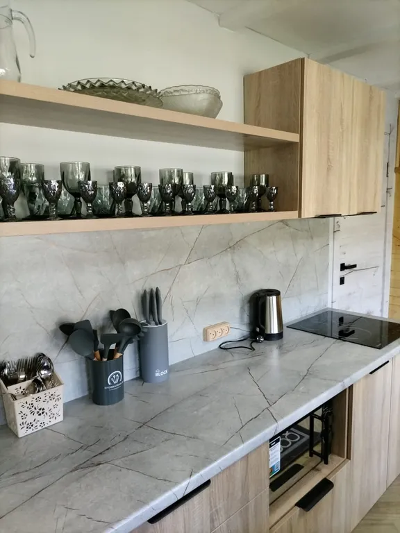 Коттедж с видом на озеро и горы