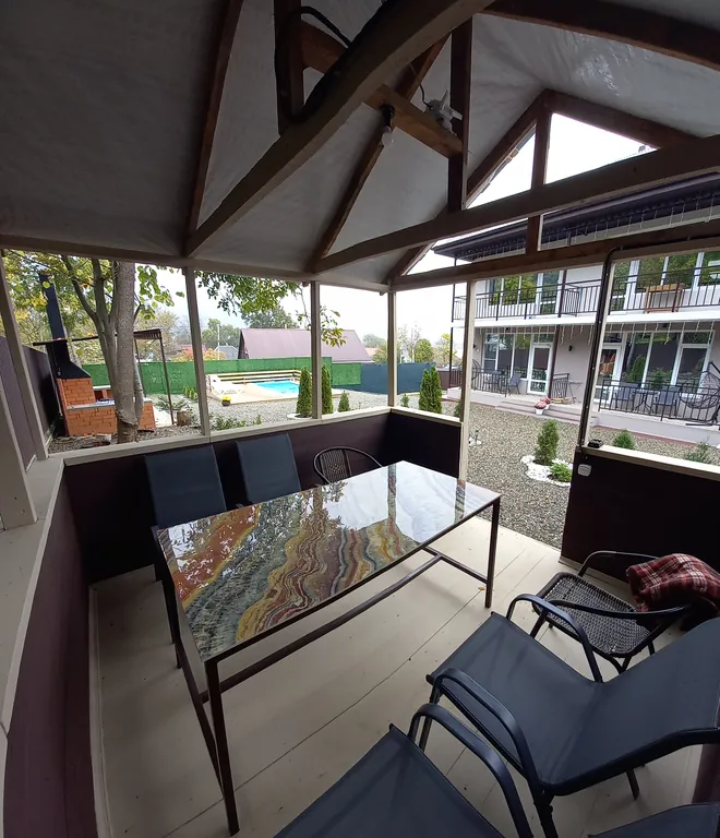 Дом в горах Адыгеи с бассейном