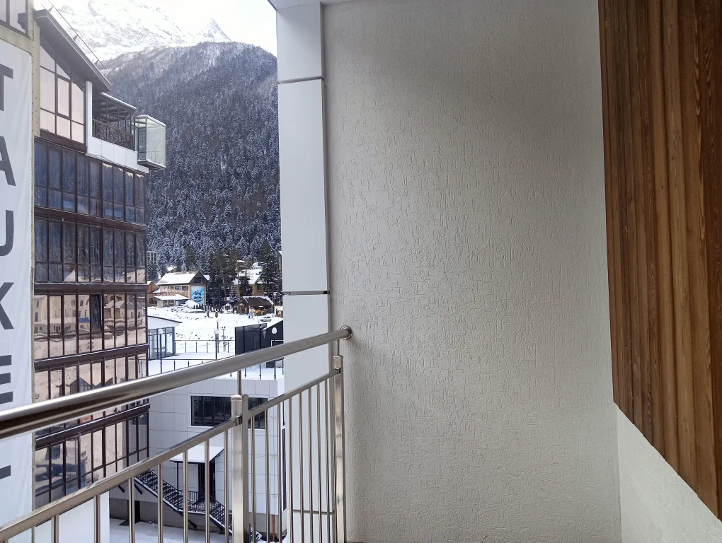 Новая уютная студия с шикарным видом из окна