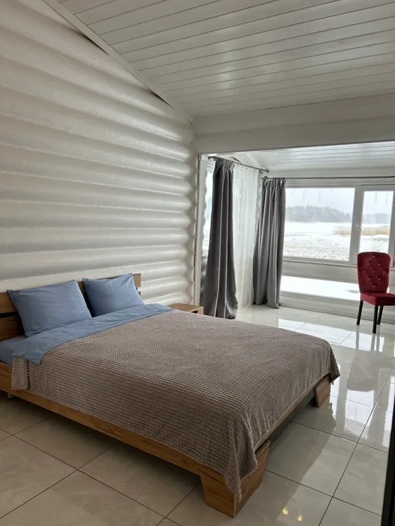 Дом на берегу Онежского озера