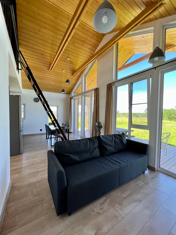 Барнхаус у озера