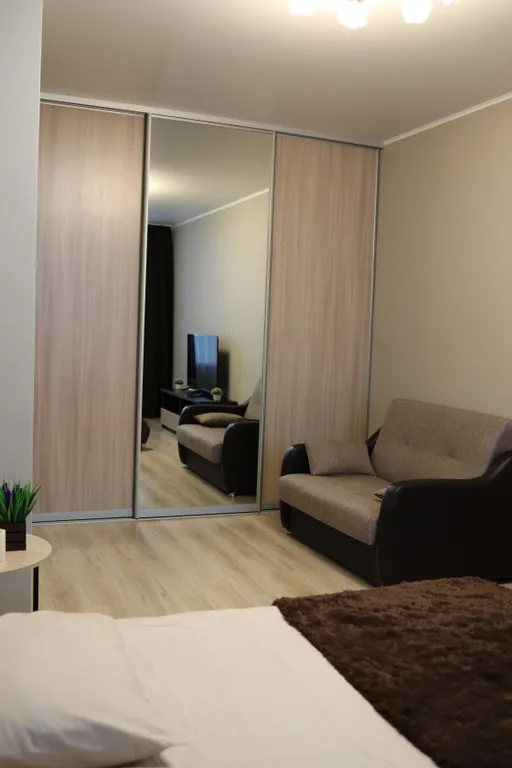 Стильная современная квартира, в центре Фокинского района.