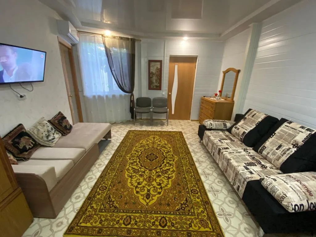 Уютный домик рядом с морем