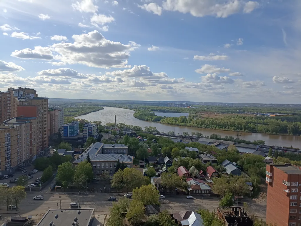 Квартира  с панорамным видом на реку в историческом центре Уфы.