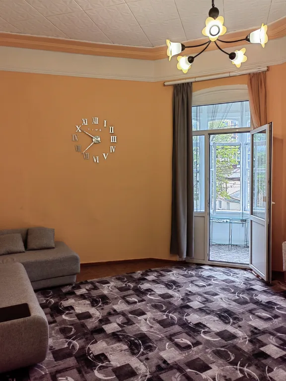 Уютная квартира в центре города — аренда посуточно в Кисловодск