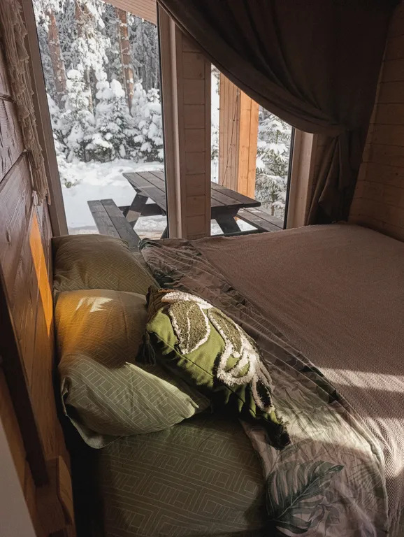 Коттедж Дом с видом на лес, сауной, 5 минут по лесной тропе до озера — Тосно