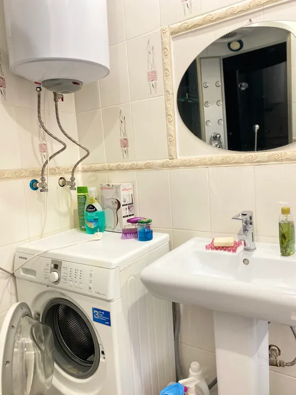 Квартира Просторная трехкомнатная квартира у моря — Сухум