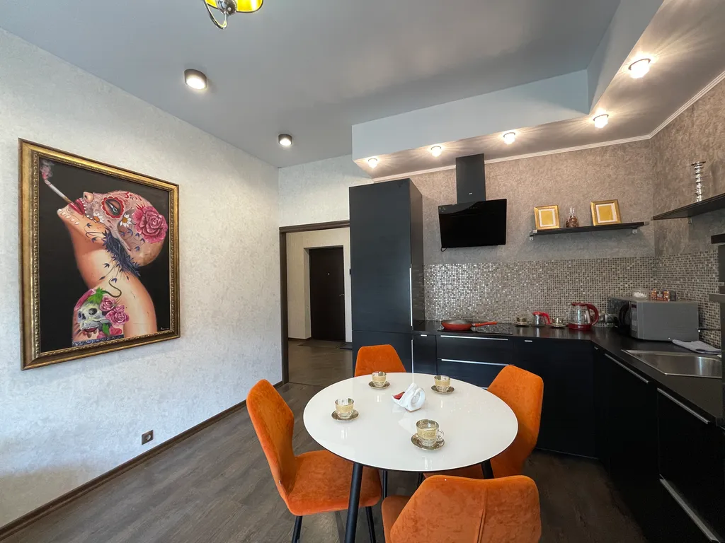 Люкс у ТЦ Аура, площадь Ленина, центр, подземная парковка