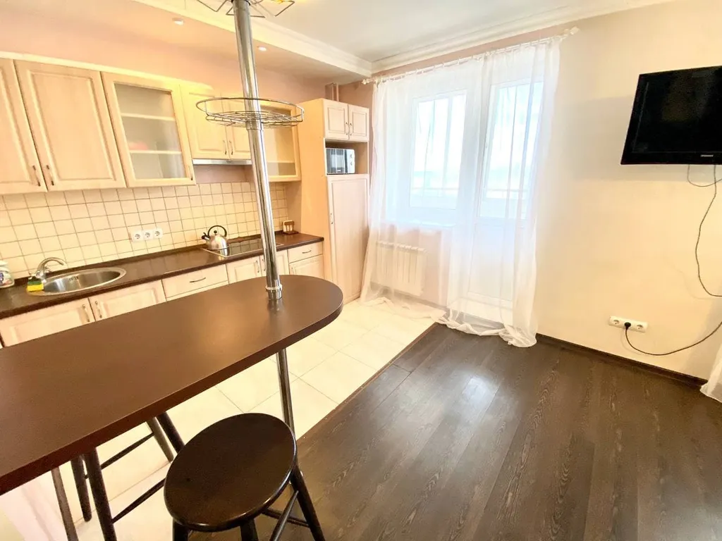 Апартаменты большая студия в новострое