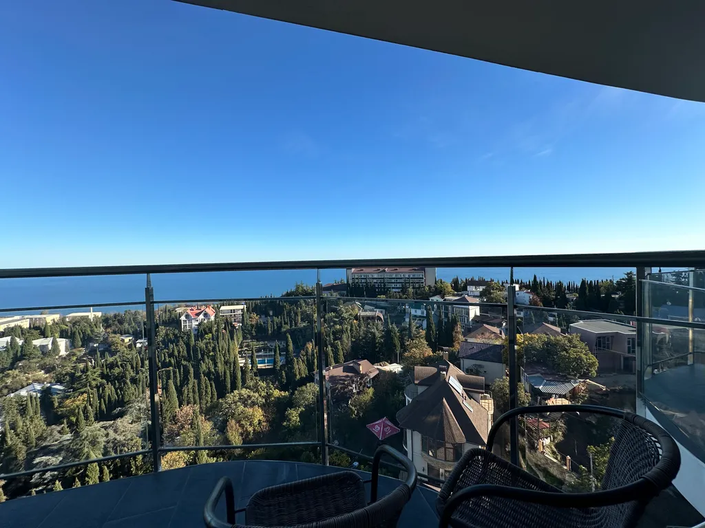 Дизайнерская студия Ls-space с видом на море с 8 этажа