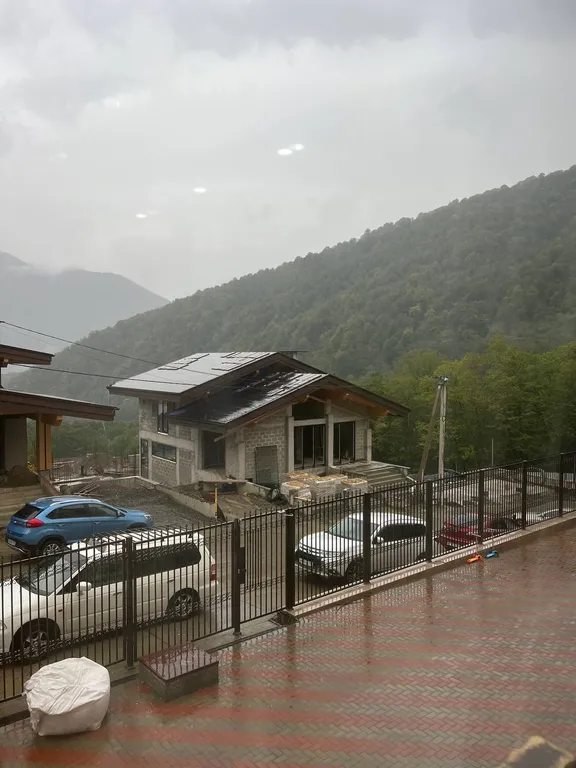 Студия в Красной поляне с видом на горы