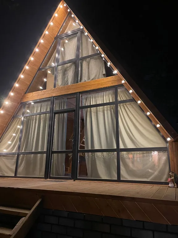 А-фрейм 1 с видом на горы и лес