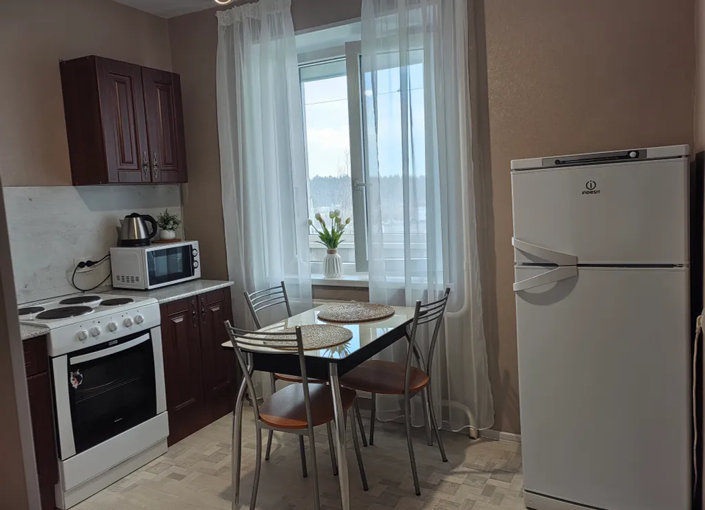 Квартира рядом с  Лотос Плаза и удобным выездом на трассу Р-21