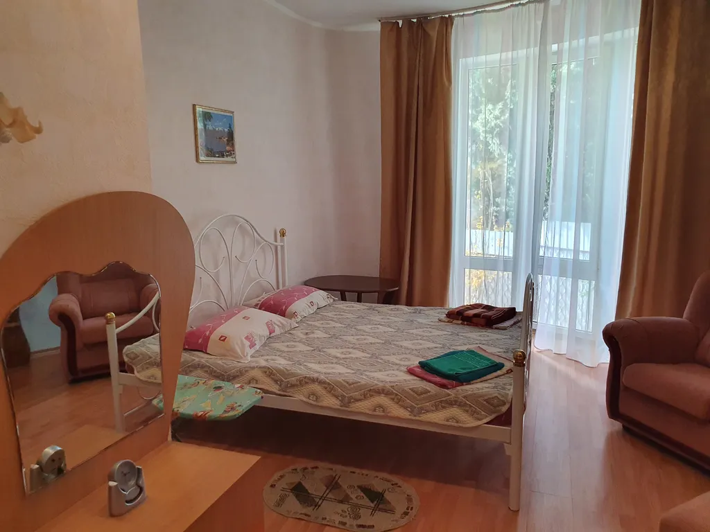 Квартира Комната — аренда посуточно в Массандра