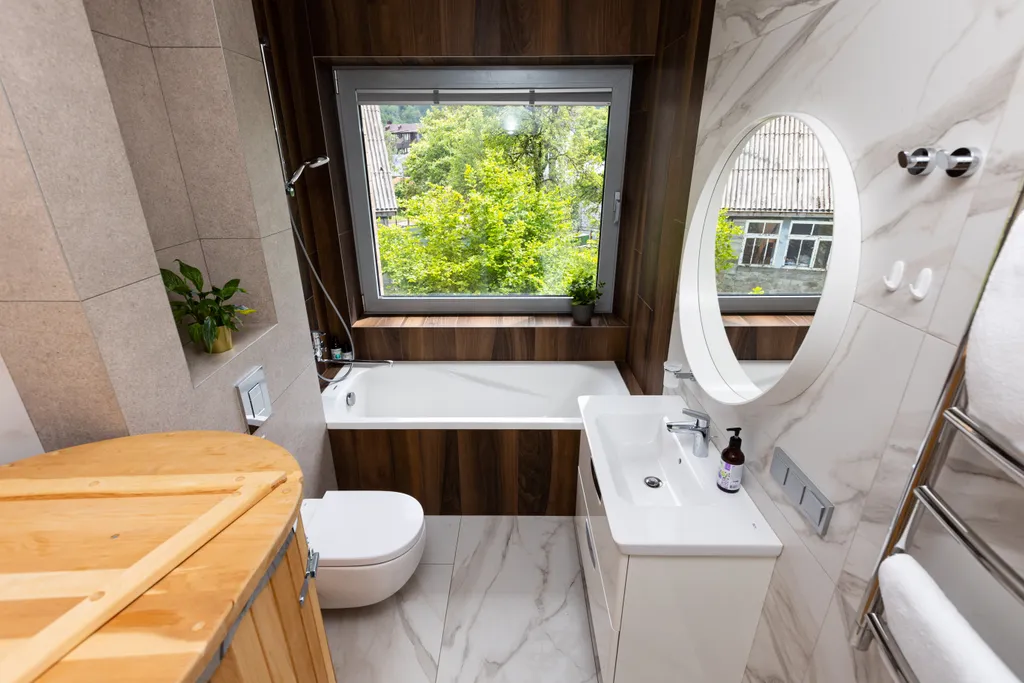 Просторная квартира с живым камином и видом на горы