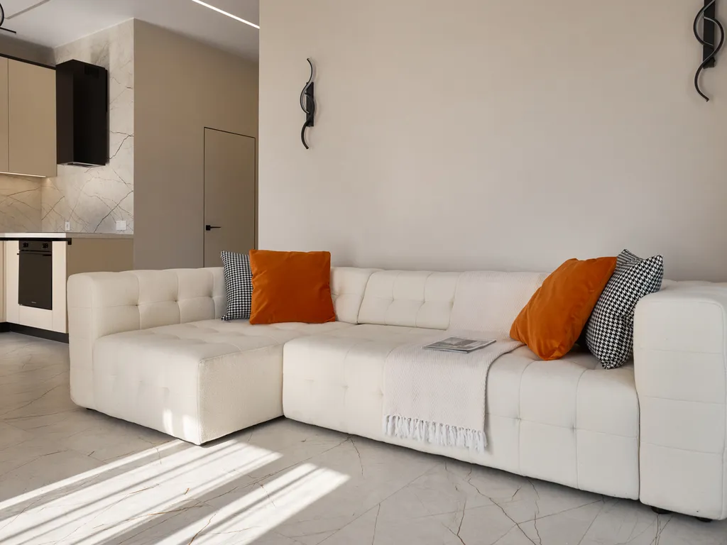 Современная, новая квартира с видом на горы