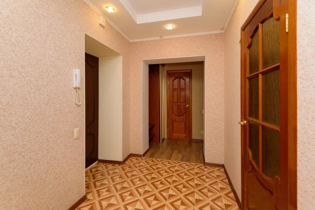 Просторная современная 2-комнатная квартира в центре