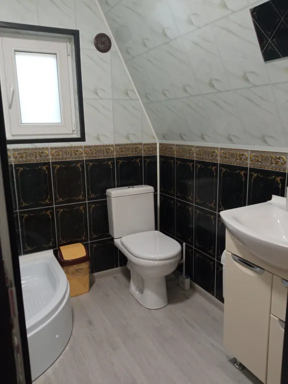 Домик на побережье Каспия