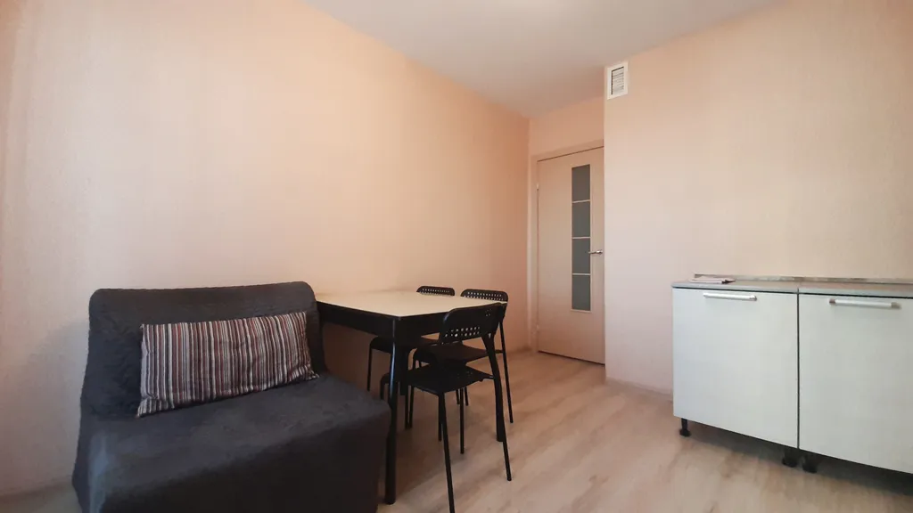 Квартира у метро Парнас