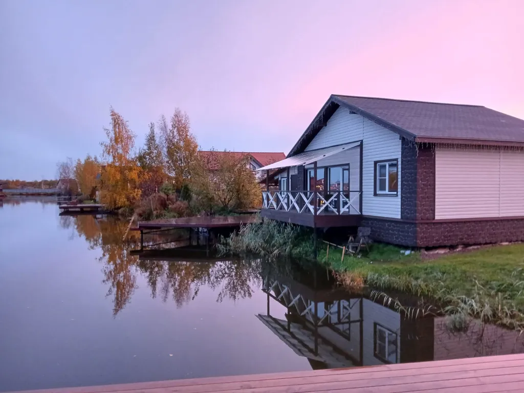 Коттедж Дом у озера — Марьино