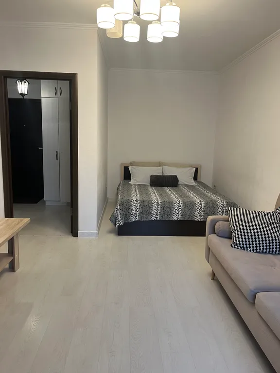 Дом с часами