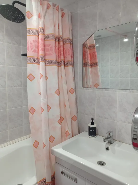 Уютная квартира у ТЦ Рио