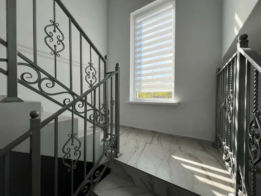 Прекрасный новый дом со всеми удобствами