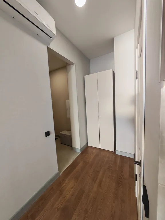 Современная студия в самом центре города с видом на море, бизнес класс