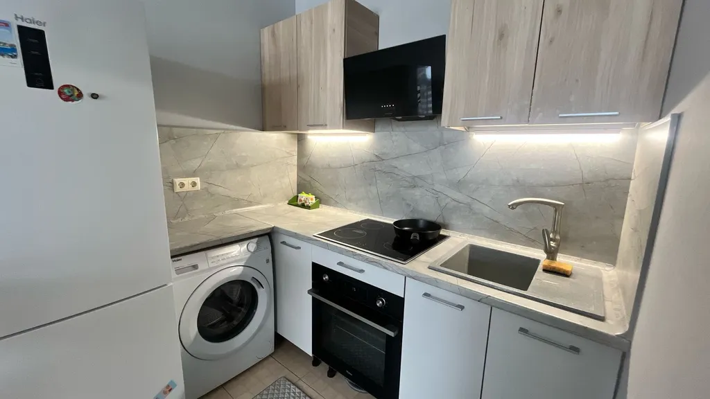 Студия на первой линии от моря