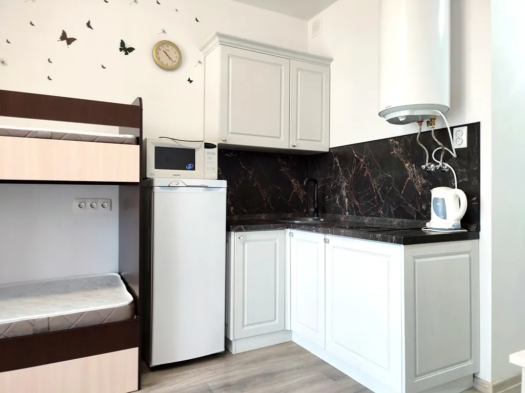 Уютные апартаменты с видом на бассейн