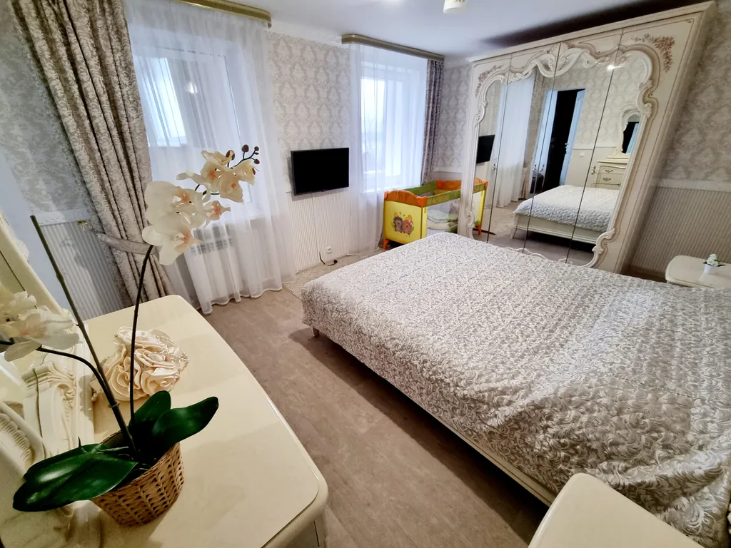 5-комнатный Дом