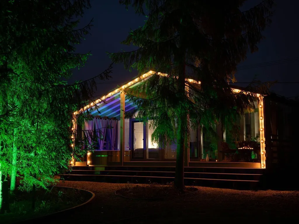 Коттедж Домик на берегу реки Охта — Агалатово