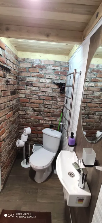 Светлая и просторная студия в чудесном саду для отдыха под шум моря