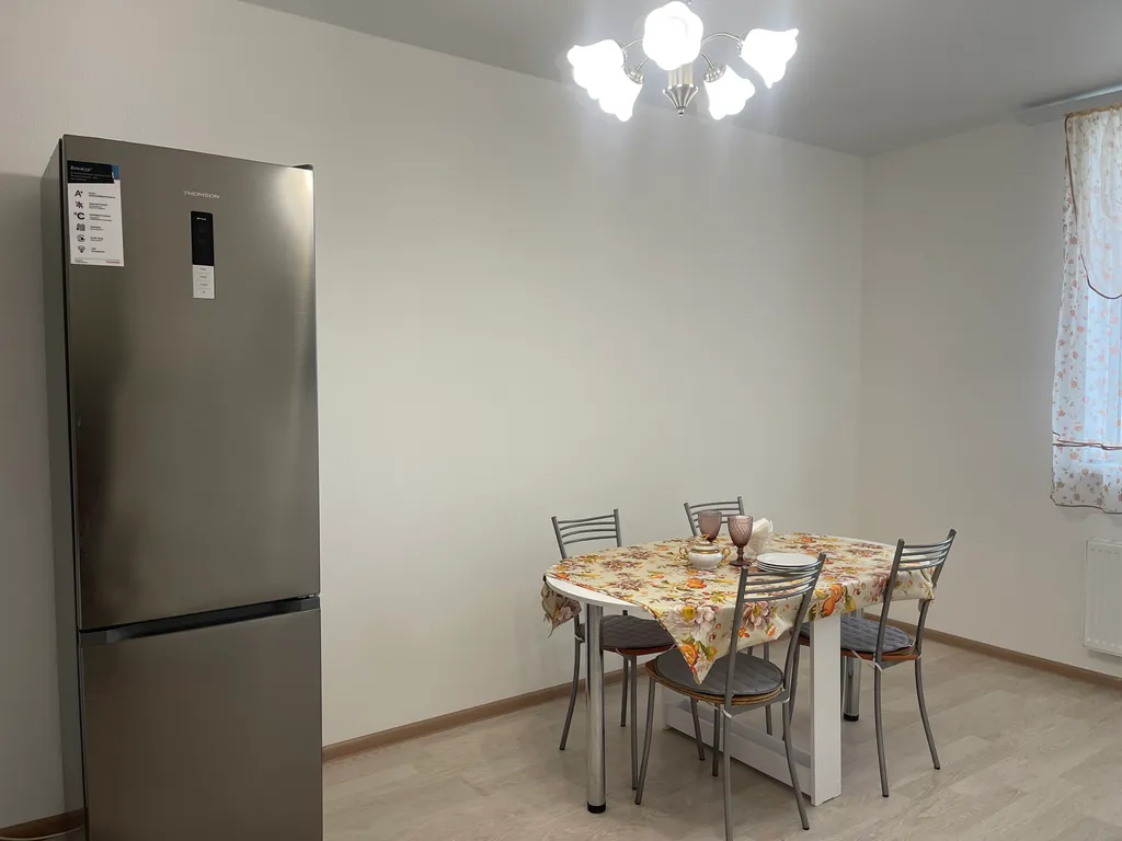 Квартира Просторная однокомнатная квартира — Коммунар