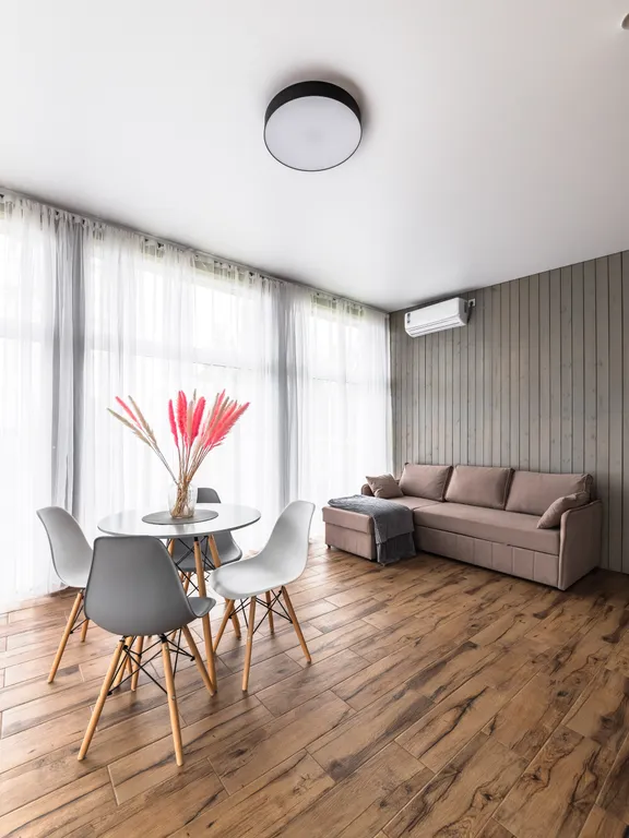 Дом у озера