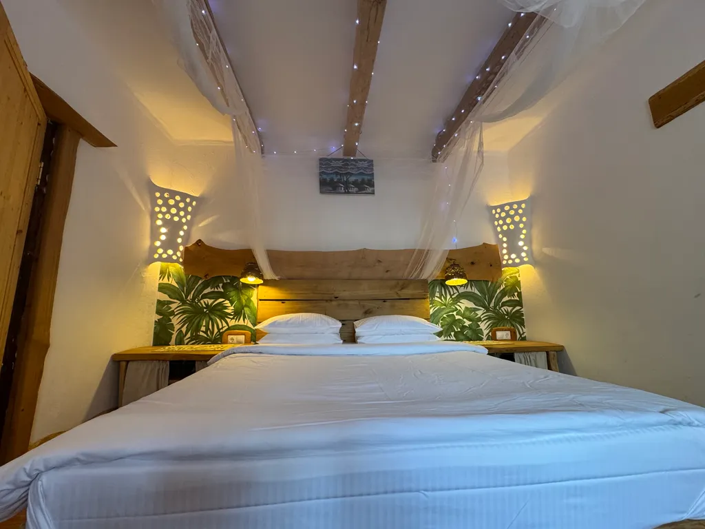 ZEN Lodge & Retreat - Сафари-вилла с видом на Аибгу и родниковой водой