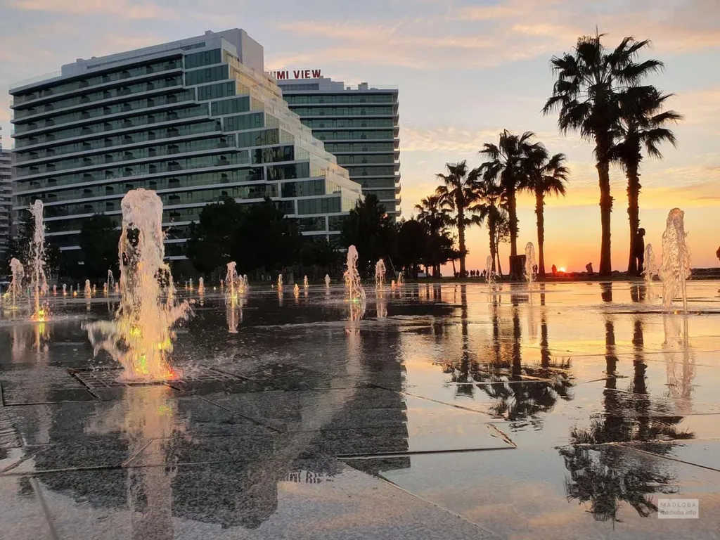 Квартира Квартира Апартамент Batumi view, первая линия, с видом на море — Батуми