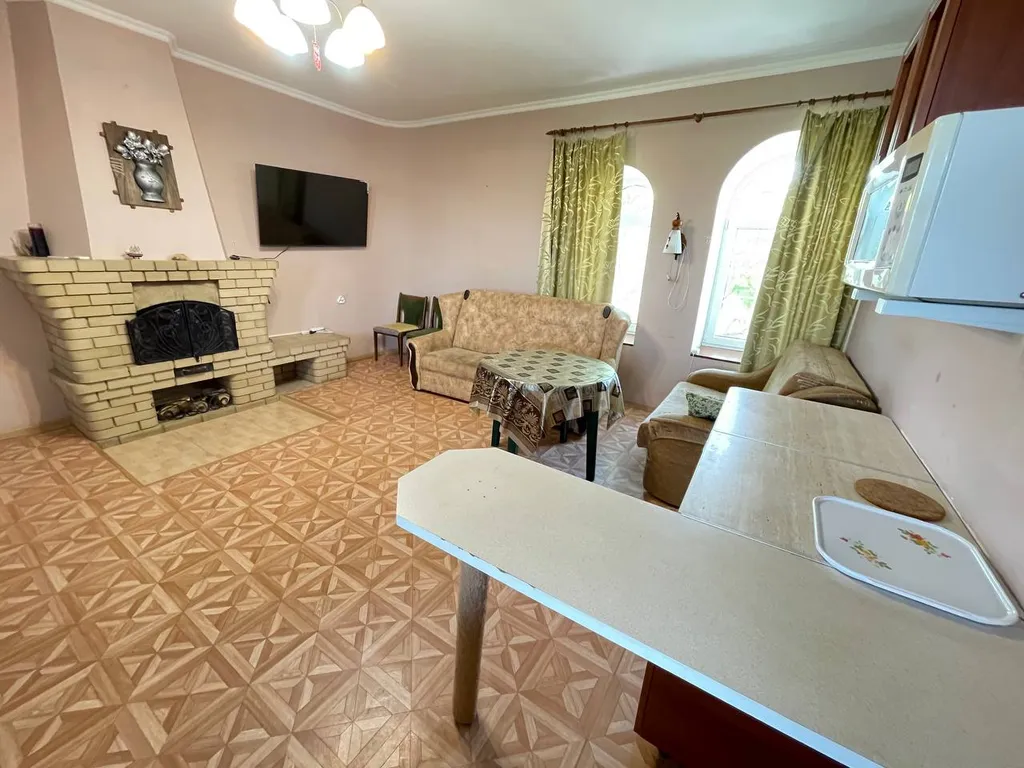 Уютный дом для большой компании