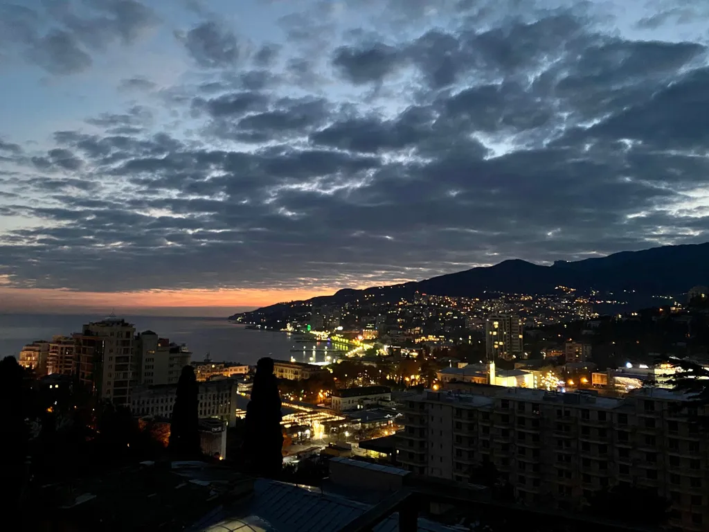 Коттедж у моря с шикарным панорамным видом