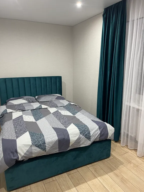 Уютная квартира с евроремонтом — аренда посуточно в Шахты