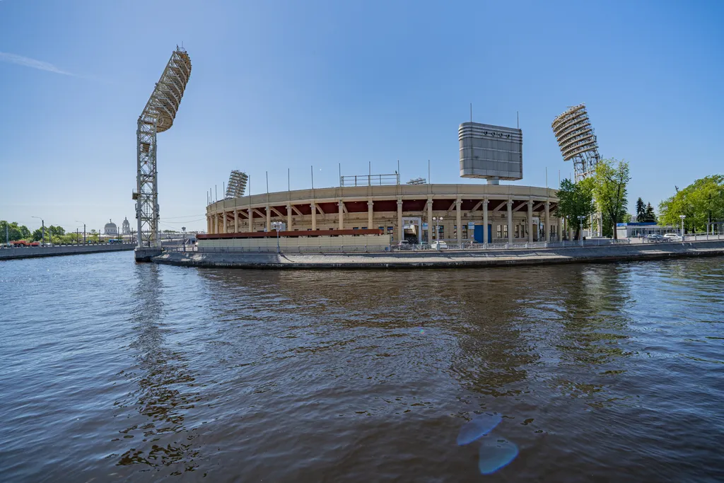 Квартира-Студия в центре Питера, с видом на Неву