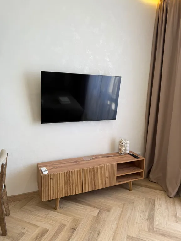 Новая квартира-студия с видом на море